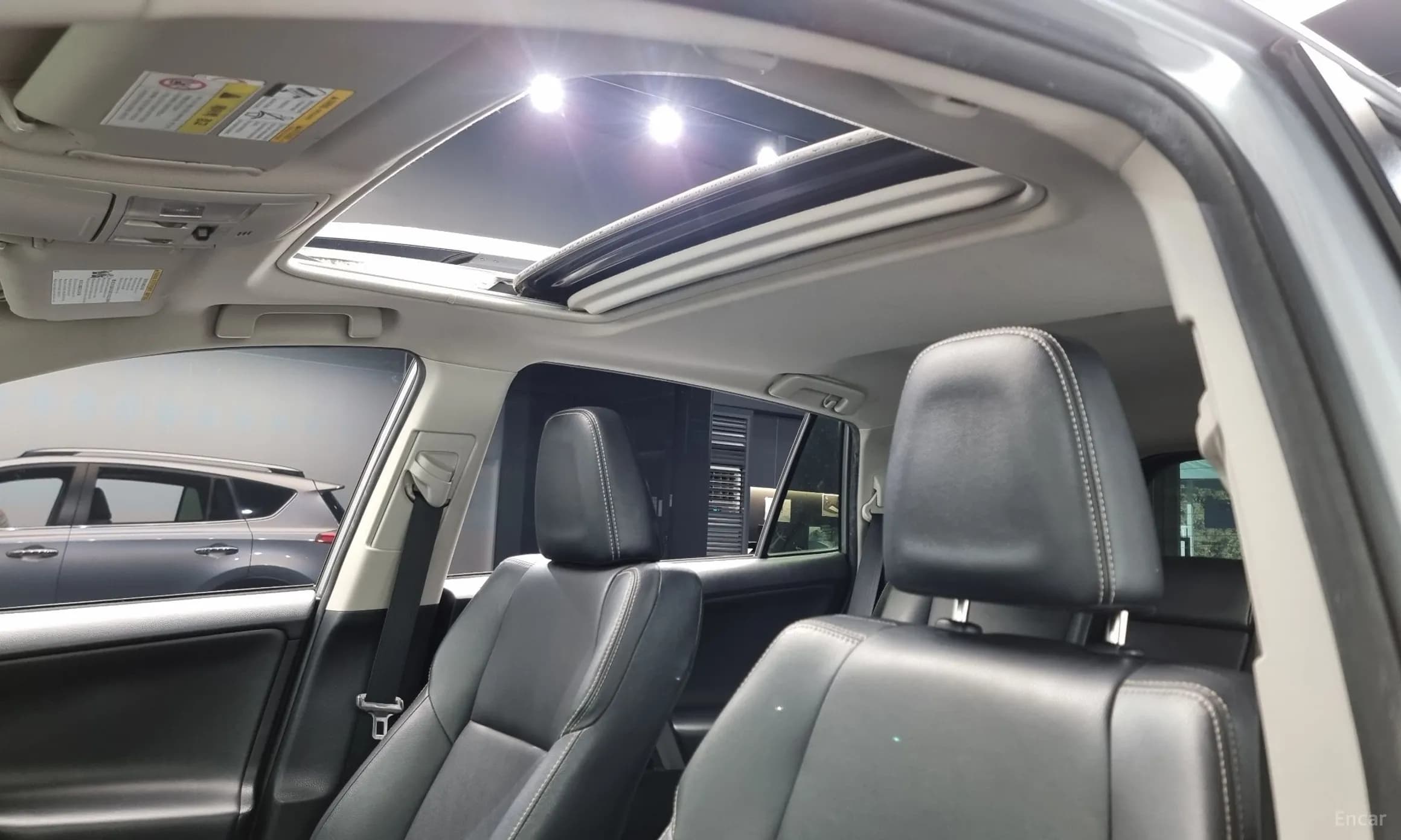 RAV4