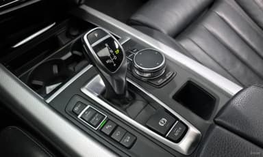 X5 (F15)