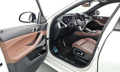 X6 (G06)
