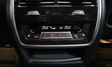 X6 (G06)