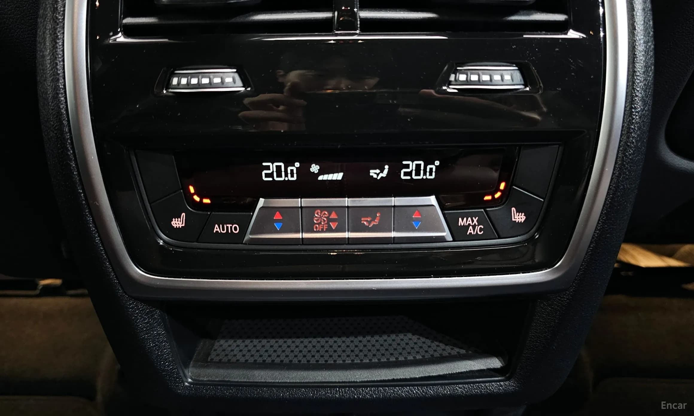 X6 (G06)
