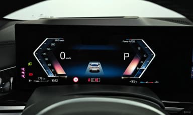 X6 (G06)