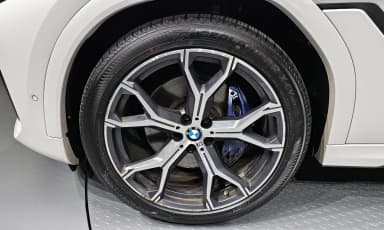 X6 (G06)