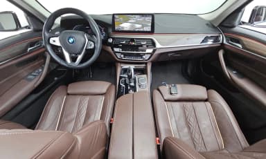 5 Series (G30)