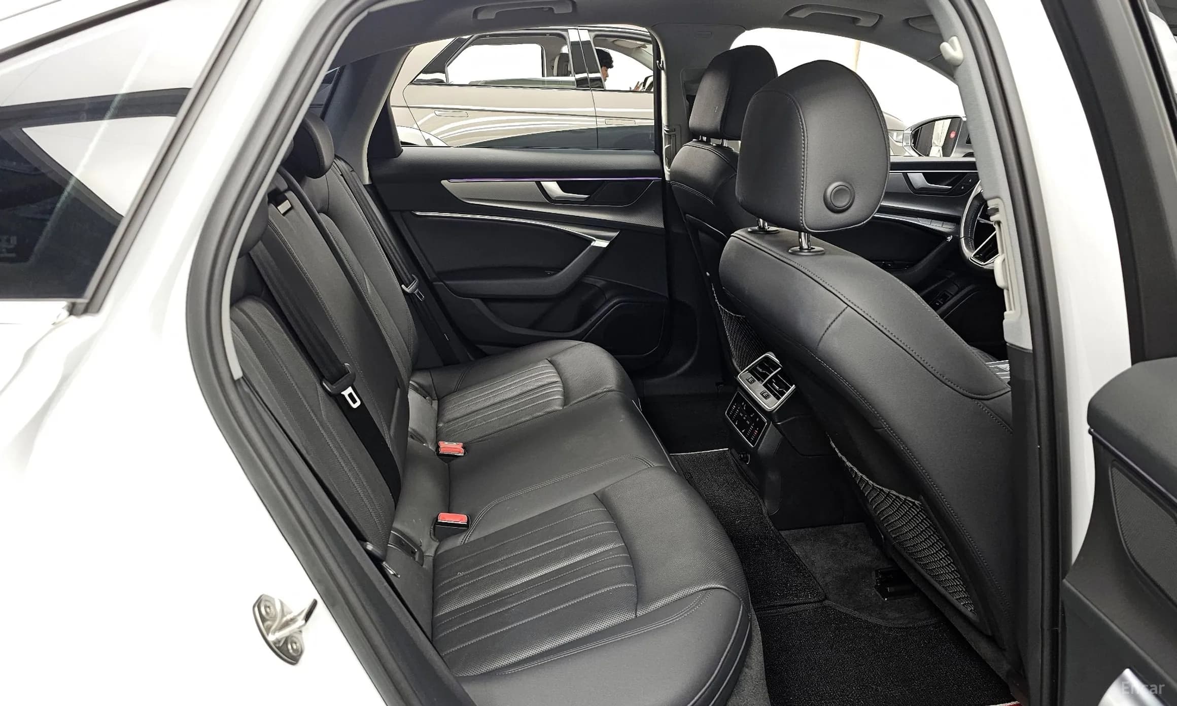 A6 (C8)