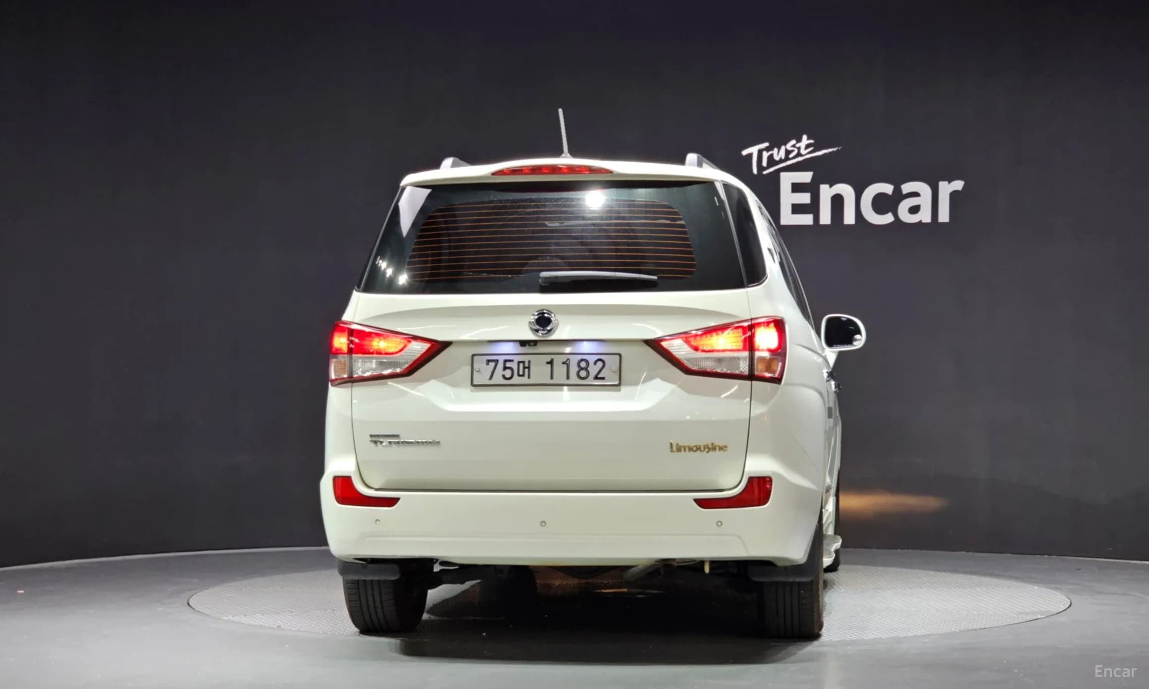 Korando Turismo