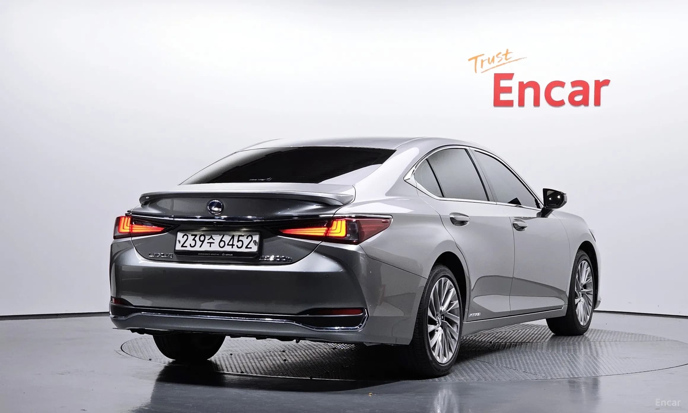 ES300h 7th Generation