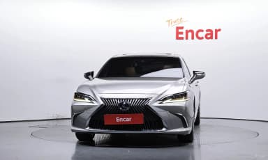 ES300h 7th Generation