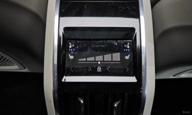 S90