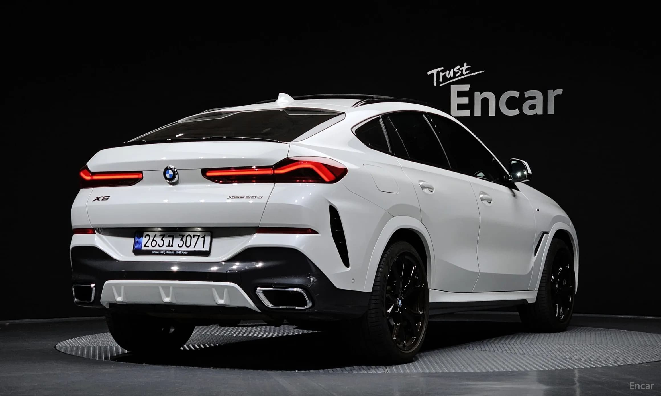 X6 (G06)
