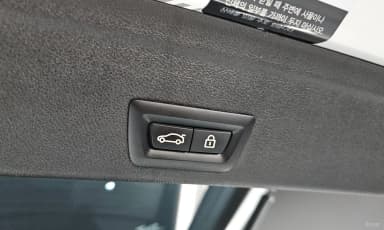 X6 (G06)
