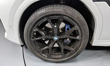 X6 (G06)