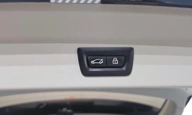 X3 (G01)