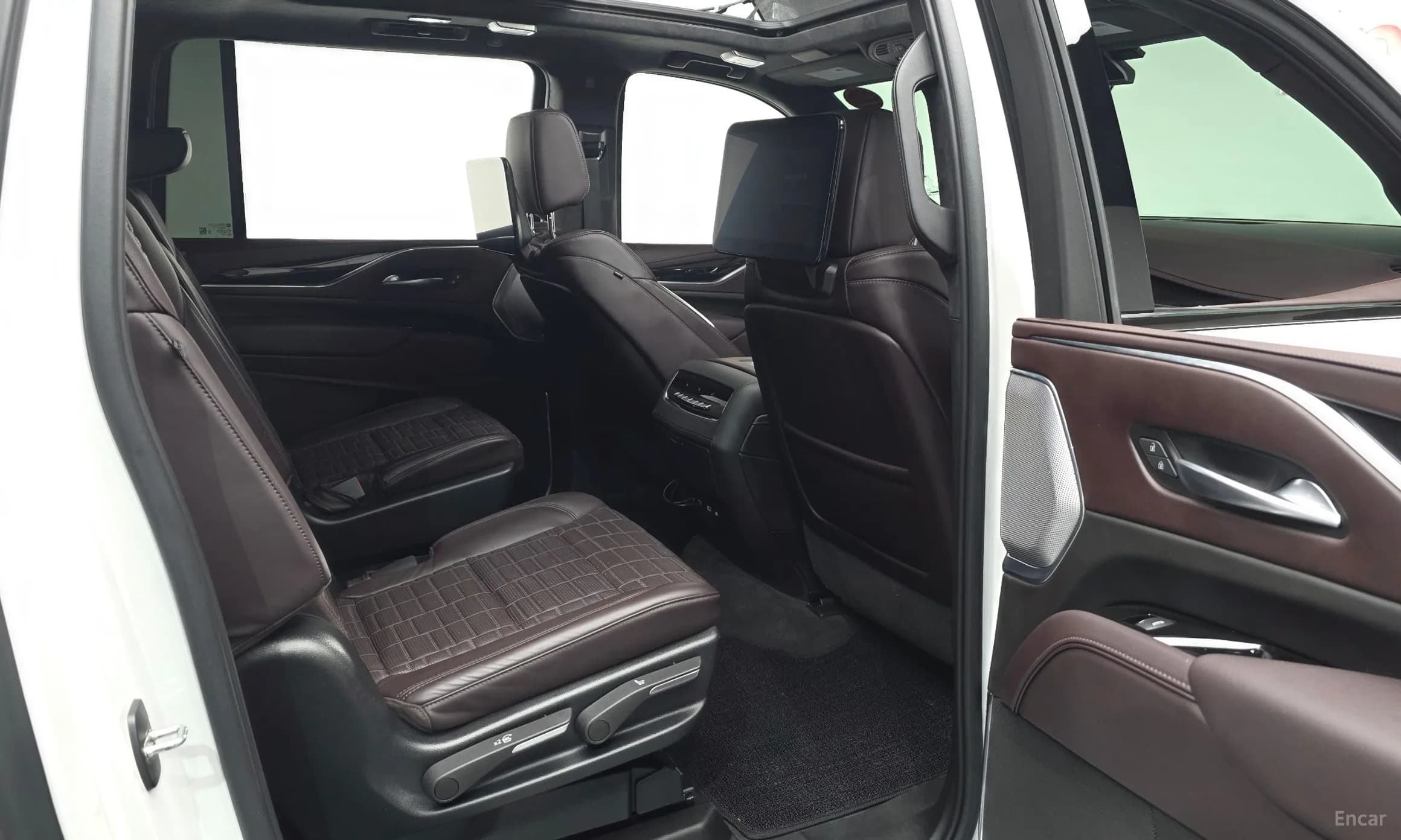Escalade 5th Generation