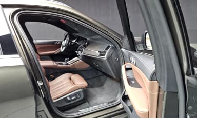 X6 (G06)