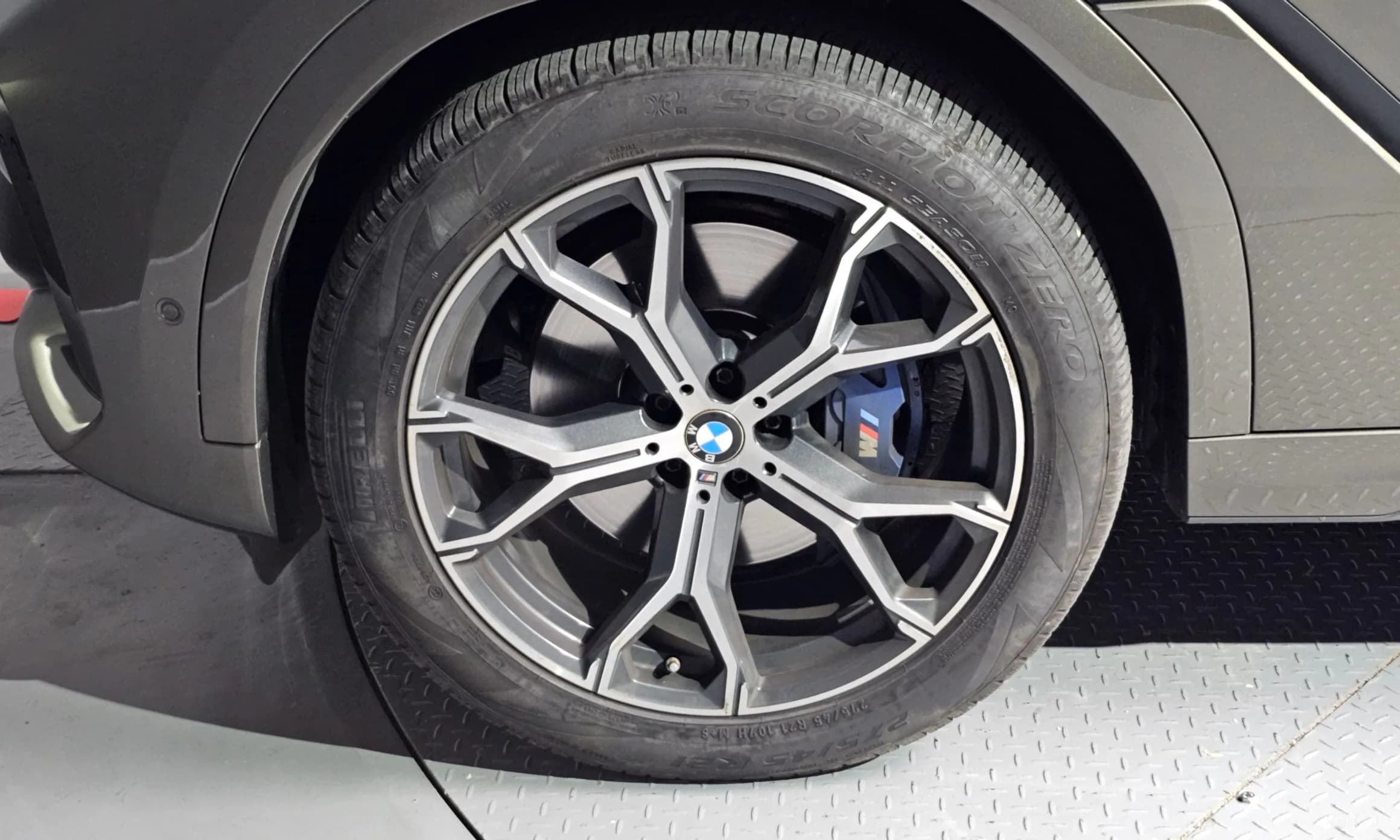 X6 (G06)