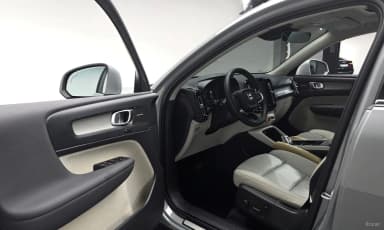 XC40