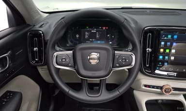 XC40