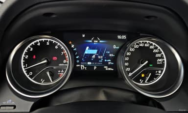 Camry (XV70)