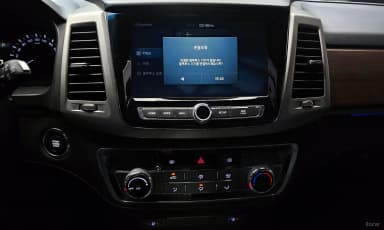 G4 Rexton