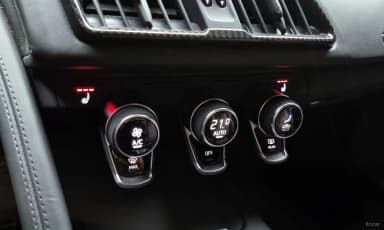 R8 (4S)