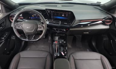 Trax Crossover