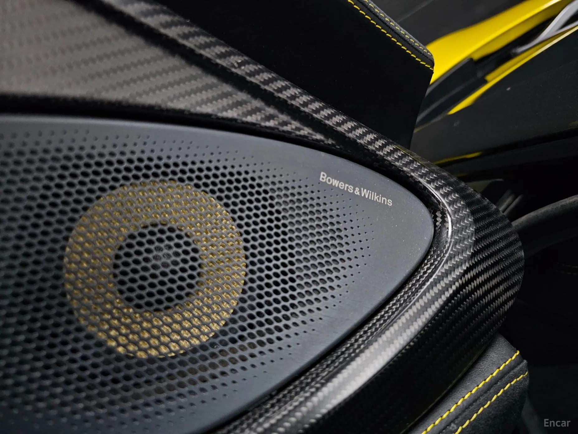 570S