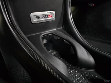 570S