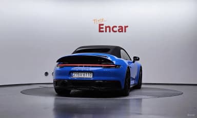911 (992)