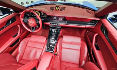 911 (992)