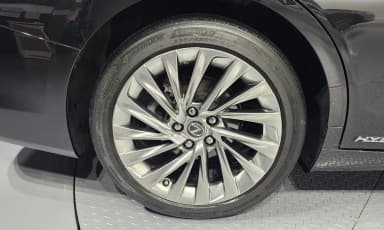 ES300h 7th Generation