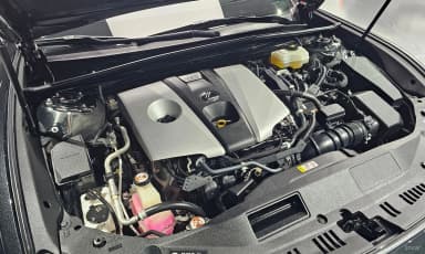 ES300h 7th Generation