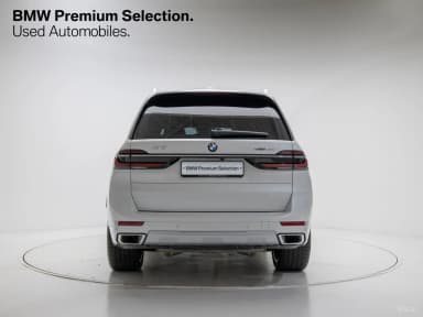 X7 (G07)