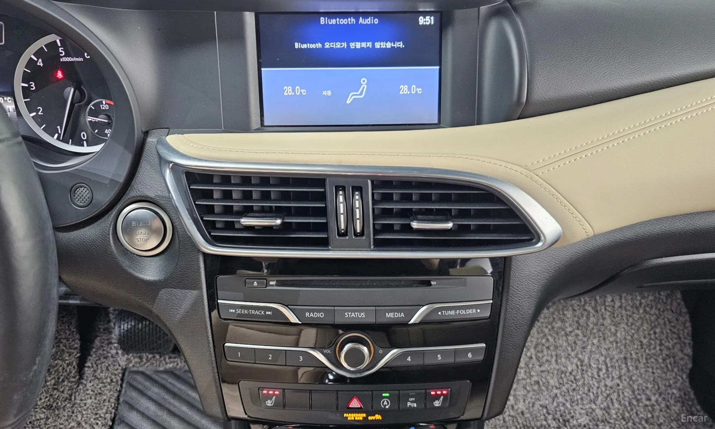 QX30
