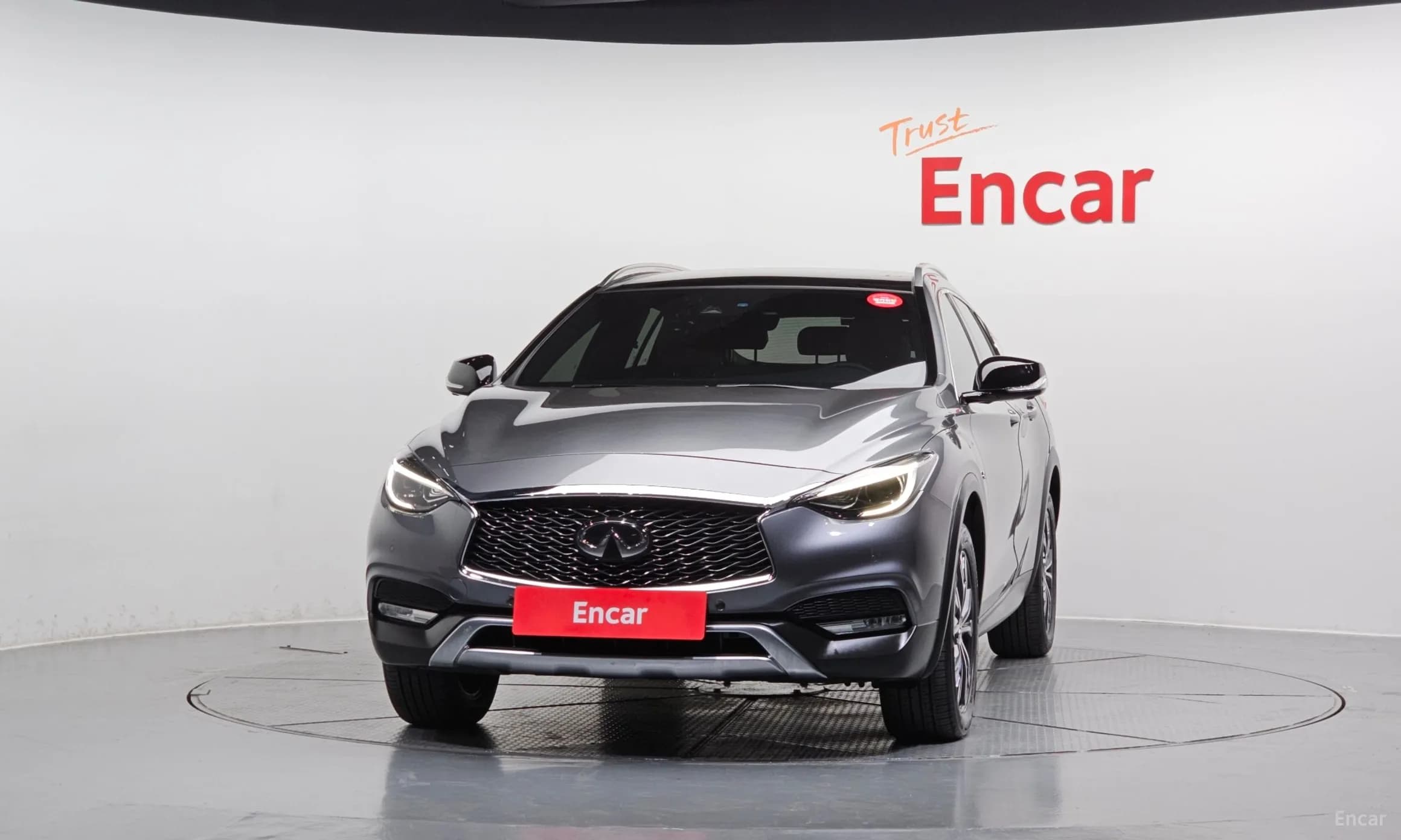 QX30