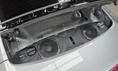 911 (992)