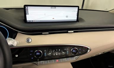GV70
