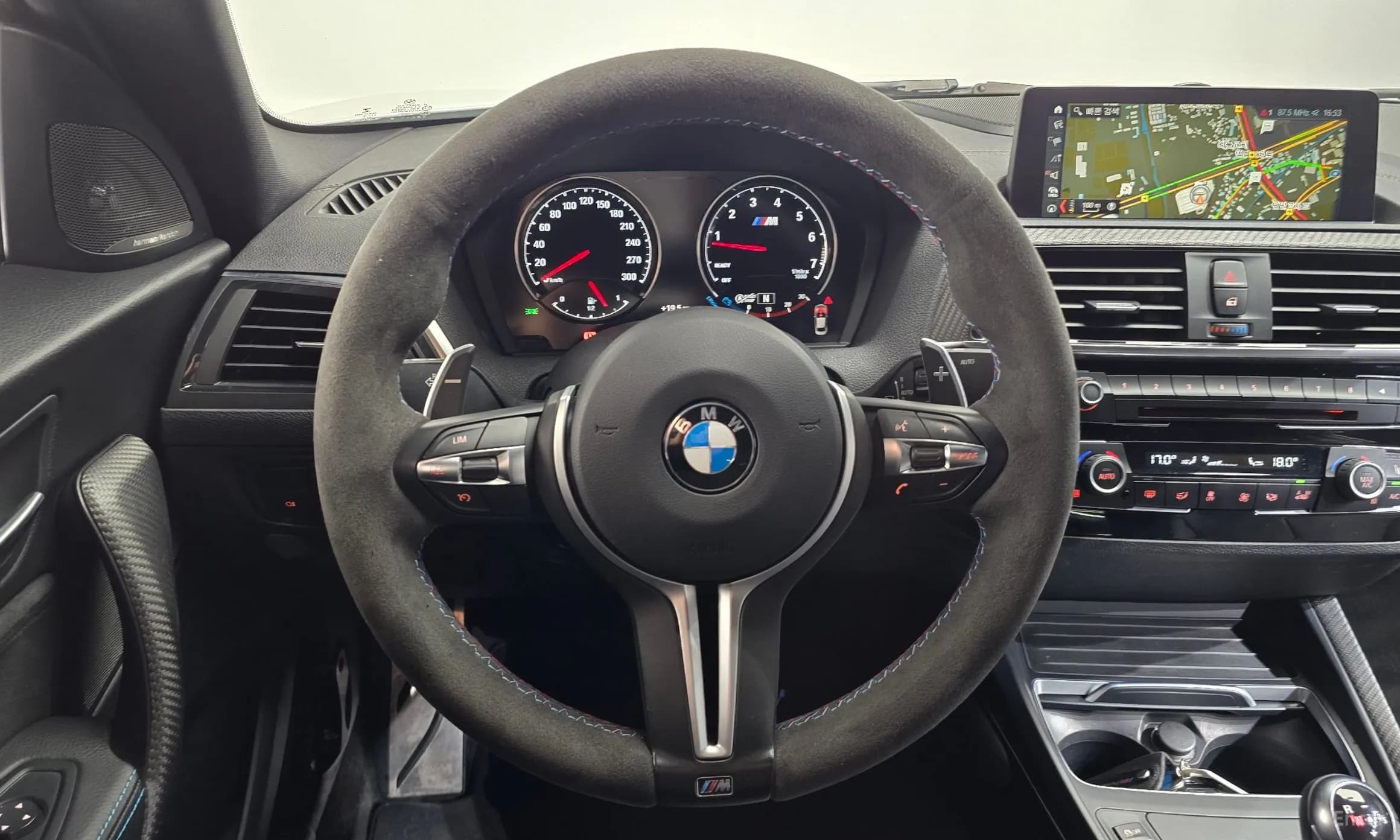 M2 (F87)