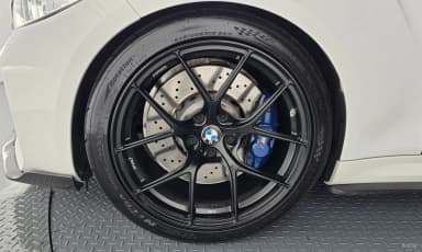 M2 (F87)