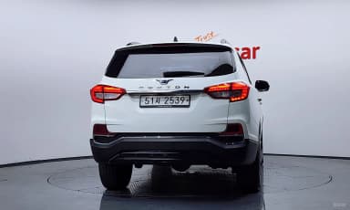 G4 Rexton
