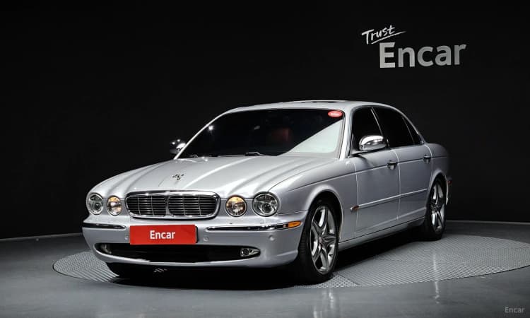 XJ-8