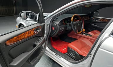 XJ-8