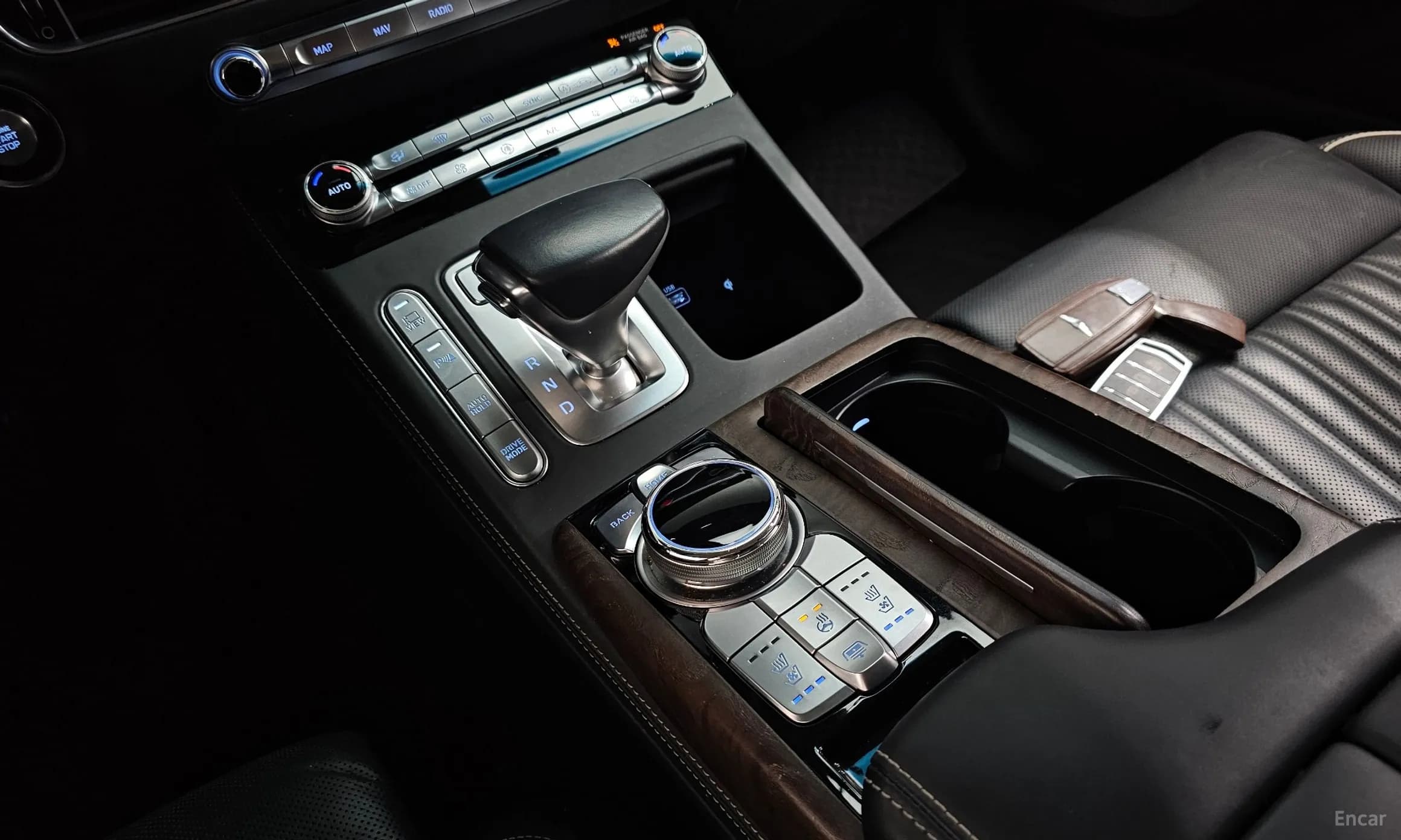 G90