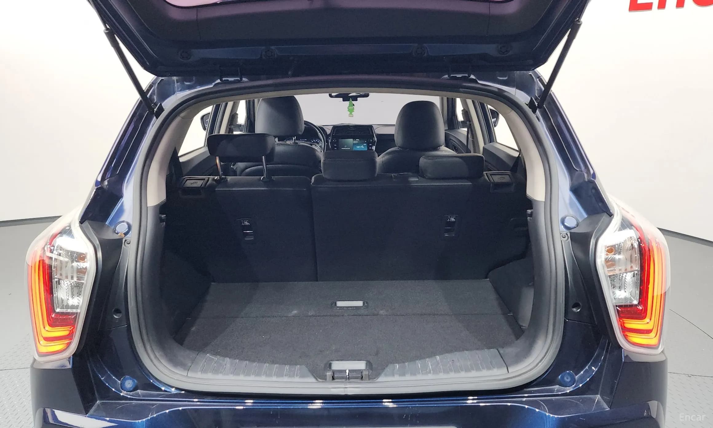 Berry New Tivoli
