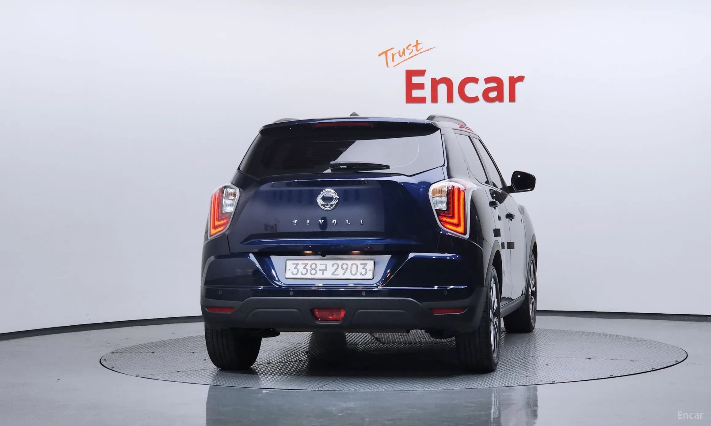 Berry New Tivoli