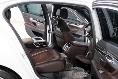 7 Series (G11)