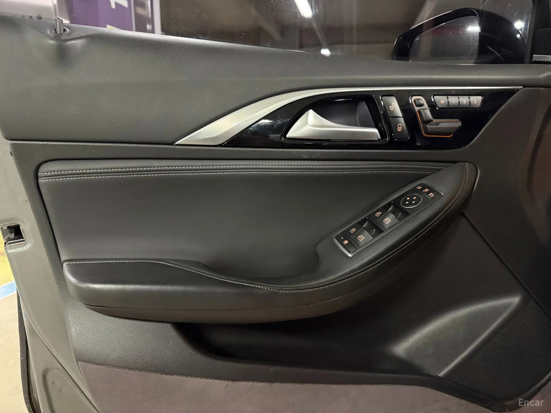 Q30