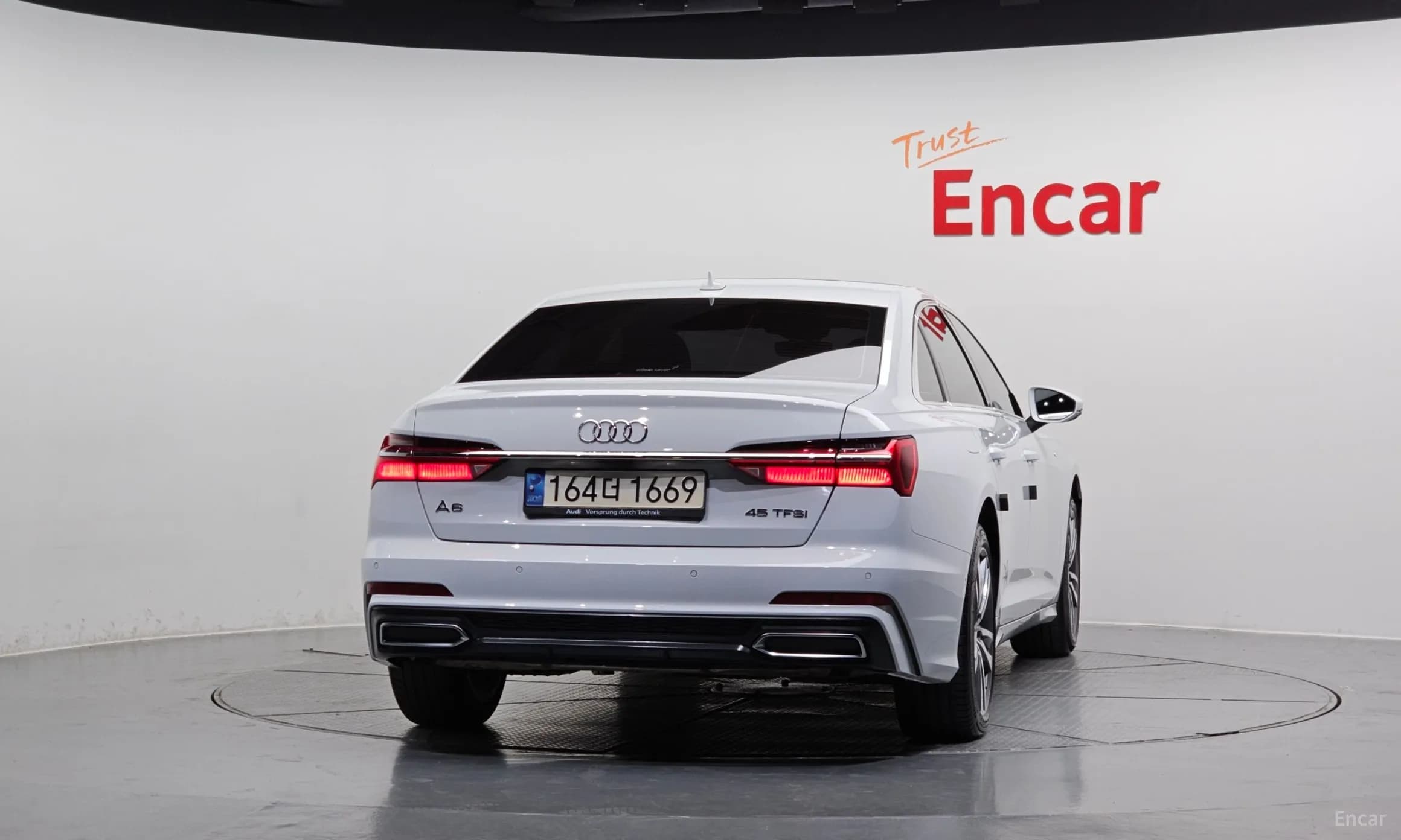 A6 (C8)