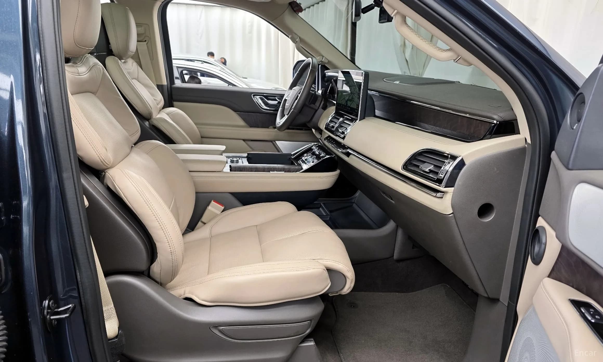 Navigator 4th generation