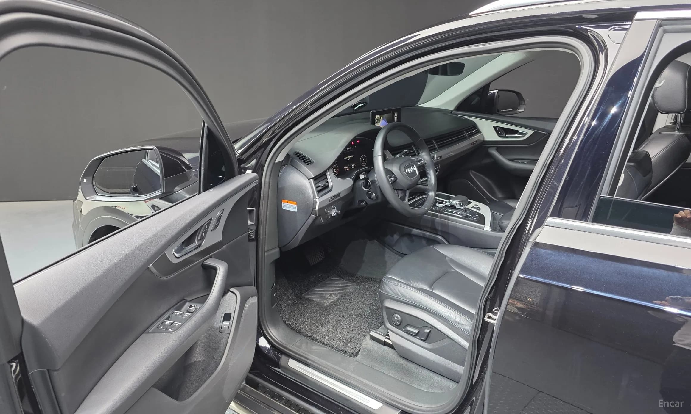 Q7 (4M)